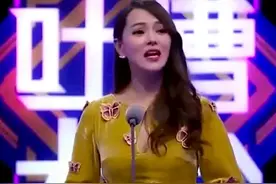 49岁黄维德近照，与伊能静牵手逛街后离婚，胖成油腻男风光不再视频封面