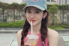 小说：“死傻子，别跑，给姐再咬一口！”图片