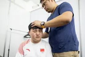 背负骂名，8年身价超5000万！23岁的“网瘾少年”，值得一句认可图片