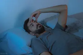 我曾严重失眠，现在躺下就能睡着，改善睡眠我有6句“真心话”图片
