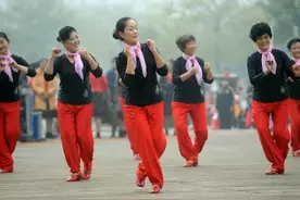 论广场舞的好与坏图片