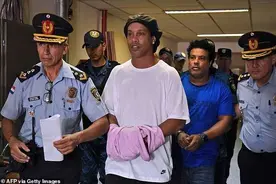 世界杯偶像小罗荒诞故事：足球和名誉，聚会和女人，金钱和犯罪图片