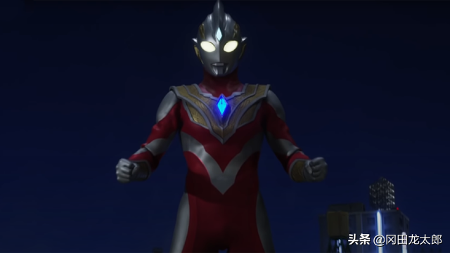 特利迦奥特曼第二集：特利迦强力形态致敬迪迦，太帅了