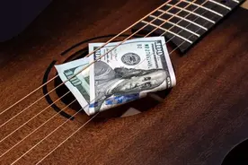 3天收入破万，最快3分钟成交，词曲作者如何靠卖歌挣钱？图片