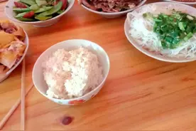 广西某地酒席图片