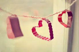 对你动情的异性，微信上会留下这些痕迹图片