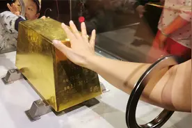 台湾有一块世界上最大的金砖，价值人民币8000多万元，哪来的图片