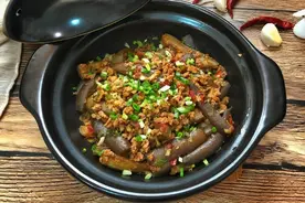 砂锅茄子豆腐煲：烹饪简单，鲜香营养，非常有味的下饭菜！图片