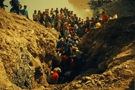 缅甸矿区塌方200余人被掩埋，翡翠之城里的血色故事图片