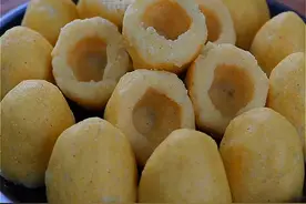 夏天，多给孩子做这种窝窝吃，粗粮细作，无水无油很健康图片