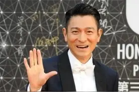 吴亦凡用牢饭砸醒星圈，当幺蛾子闹完，只剩刘德华惠英红值得追捧图片