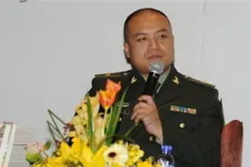中国特种兵郭小俊：出身嵩山少林，首个进入欧洲的亚洲特种教官图片
