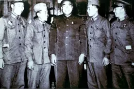蒋永德今年90岁，是志愿军特等功臣，上甘岭战役中歼敌196人图片