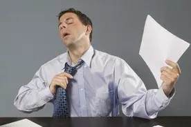 为什么有人一出汗就浑身酸臭，有人身上却很少有汗味？告诉你原因图片