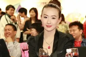 母亲跟哥哥车祸去世，父亲伤心过度也去世，留下千亿给林晓芸图片