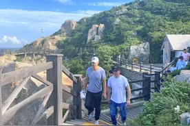 赵文卓来嵊泗拍戏热翻海岛，却选择在“这”忙里偷闲！图片