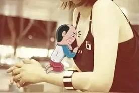 他笔下猥琐大叔的插画，有点“颜色”，引10万网友在线围观，好贱图片