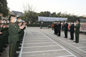 吉炳伟到驻省人大机关武警中队开展春节走访慰问活动图片