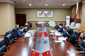 甘肃省体工二大队召开2020年度党员领导干部民主生活会图片
