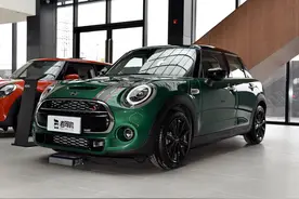 四缸2.0T的代步小车，纯正进口，来自宝马，带你看MINI图片