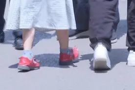 贵阳家长崩溃！两岁半孩子第一天上幼儿园就丢失，多亏遇到好心人图片