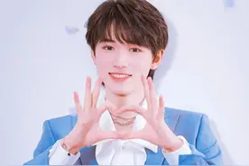 时代少年团7位成员，3对CP？张真源：CP乱炖中一人独美图片