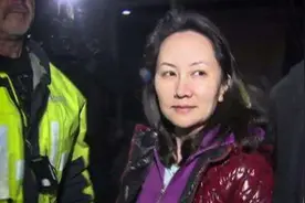 孟晚舟递纸条给任正非：“爸，万事小心”，2年过去，你理解了吗图片