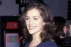 曾是首富的超模女友、失恋后暴胖至240斤：半生流离的传奇女子图片