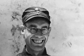 曾让红军损失惨重的军事顾问李德，遵义会议后干嘛去了？图片