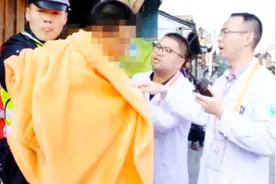 医生操碎了心！男子两次晕厥还想奔跑 最终被强制送往医院视频封面