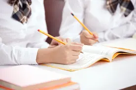 护航高考：高考临近 考生家长该怎么做？图片