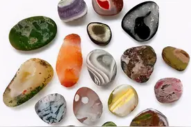 零距离游玩天池，还有大量的雨花石随意挑选，就在南京六合横山图片