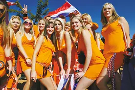 欧美国家的女性为何普遍比较早熟图片