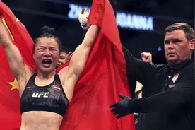 首位蝉联UFC冠军的中国选手张伟丽：练到没有短板，我就是高手图片