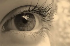 科学解决眼纹、眼袋、黑眼圈问题，还你灵动双眼图片