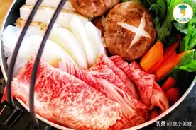 炖羊肉时，谨记“忌放八角专放5料”，羊肉增香除膻，羊汤久炖鲜图片