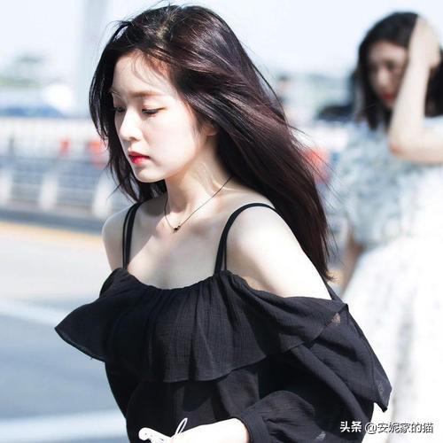 脸上皮肤呈鸡皮