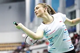 英国羽毛球19岁美少女爆红，被誉为羽坛莎娃，却直言最爱小威图片