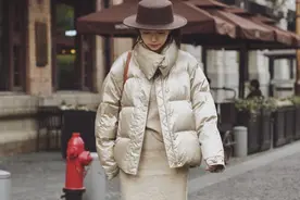 三木又带火一种矮个穿法！基础羽绒服也能凹出时尚感，保暖又高级图片