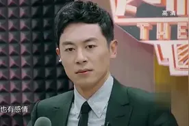 朱亚文为《亮剑》李云龙配音，一开口全场惊讶了，这是原音？图片