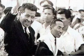 华裔总理，将原名暹罗改成泰国后，逐华侨出境，被华人怼了十几年图片