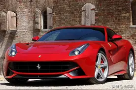 年少清贫中年厚积薄发，花240万买台法拉利只为儿时的超跑梦图片