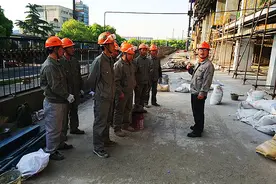 不干建筑，不进工厂，不做农业，农村的青年人都干啥去了图片