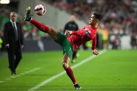 C罗再战伊布？或5大巨星混战世预赛附加赛，12进3太残酷图片