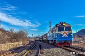 你知道从新疆乌鲁木齐到哈尔滨的距离有多远吗？图片