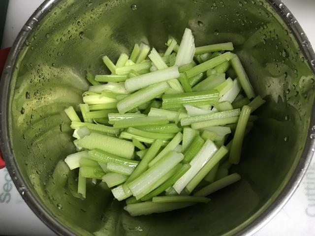 秋季多给孩子吃它，富含18种氨基酸，铁含量极高，补血养颜气色好