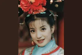 被闺蜜"抢走"前男友,被前男友扇,多次被离婚,赵薇情史有多坎坷？图片