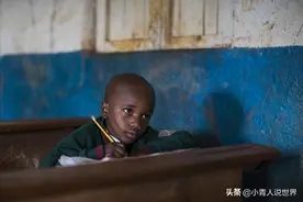 到中非共和国后，见到那里的女人还在行切割礼，我为她们感到惋惜图片