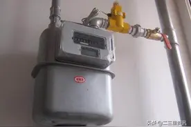 抚顺一户居民私改燃气并窃用，监察人员咋敲门都不开图片
