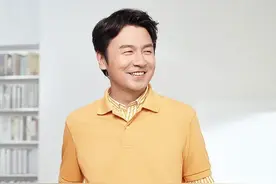 雷佳音拍优衣库广告，是认真的吗？图片